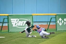 约翰逊三双 老鹰轻取尼克斯