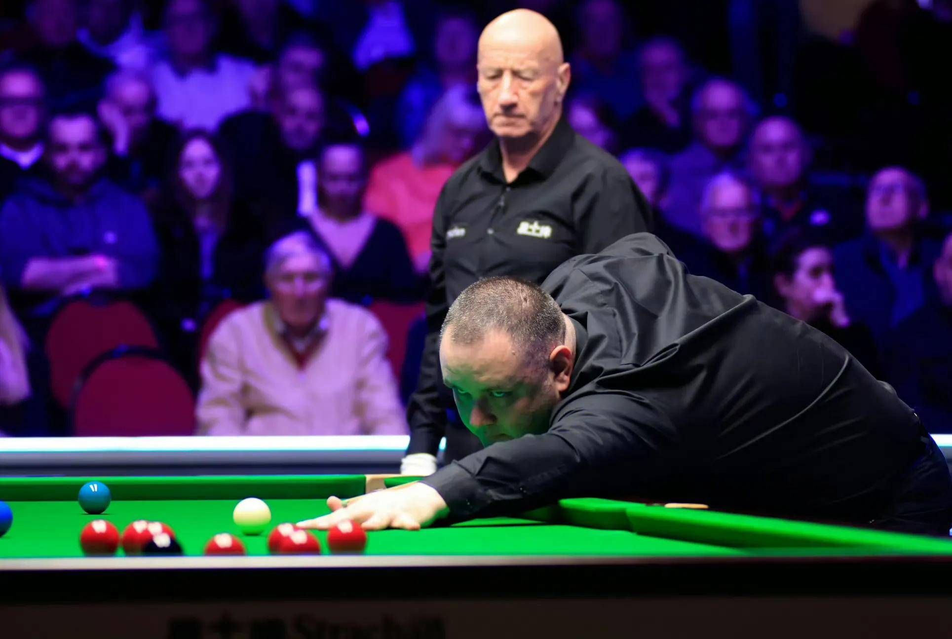 刻展现了极 刻展现了极