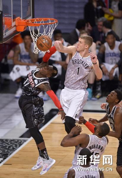 面前呈现一 面前呈现一